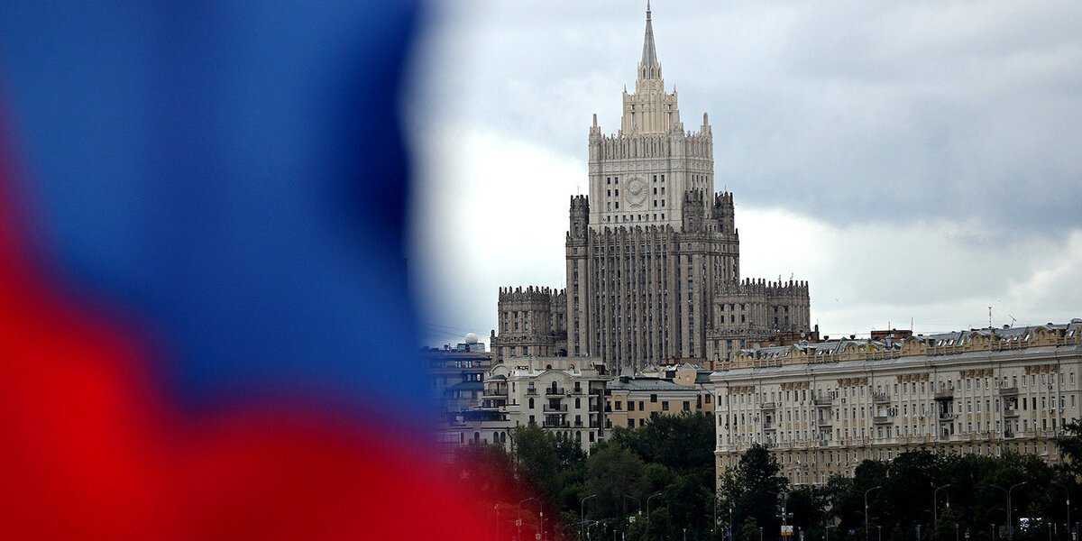 Чехия очень недовольна и настойчиво просится в друзья к России