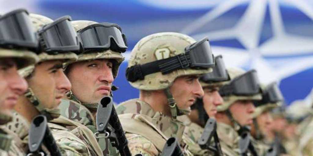 Зачем США военные маневры у границ России
