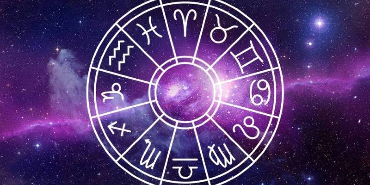 Гороскоп расскажет, каким знакам зодиака светит удача в апреле 2023 года