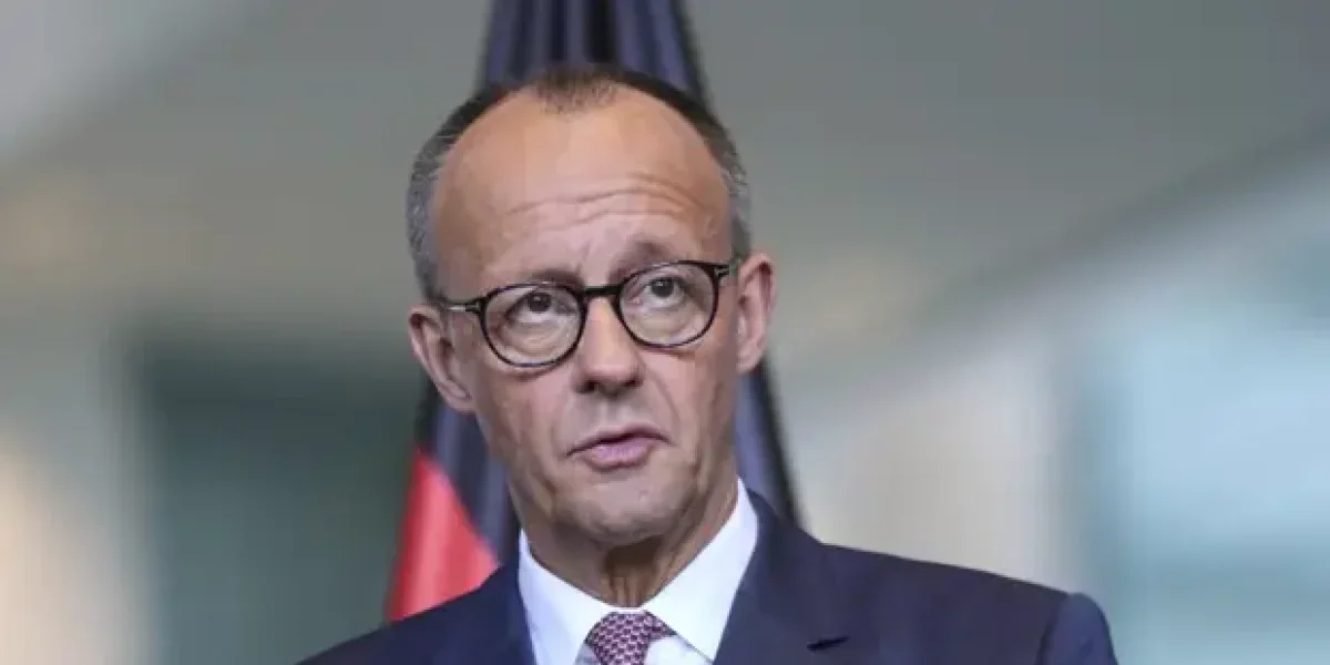 Немцы злятся: &laquo;Главный переговорщик&raquo; Путина высмеял Мерца&raquo;. Кто и что про него сказал?