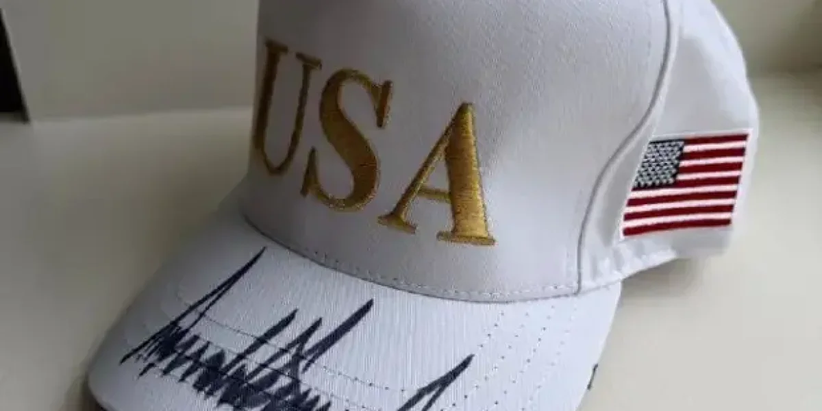 Казах в Алма-Ате набросился на русского из-за российских номеров. А русскую девушку вообще уволили за русский