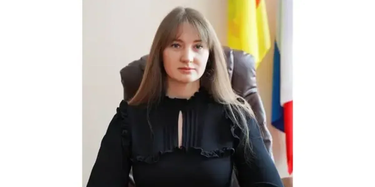 Уволившаяся с позором мэр Ермакова грозит судом всем россиянам